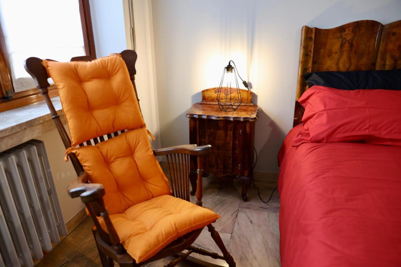 Ferienwohnung La Casa Dei Nonni - Ampio Trilocale Zona Lingotto Turin Exterior foto
