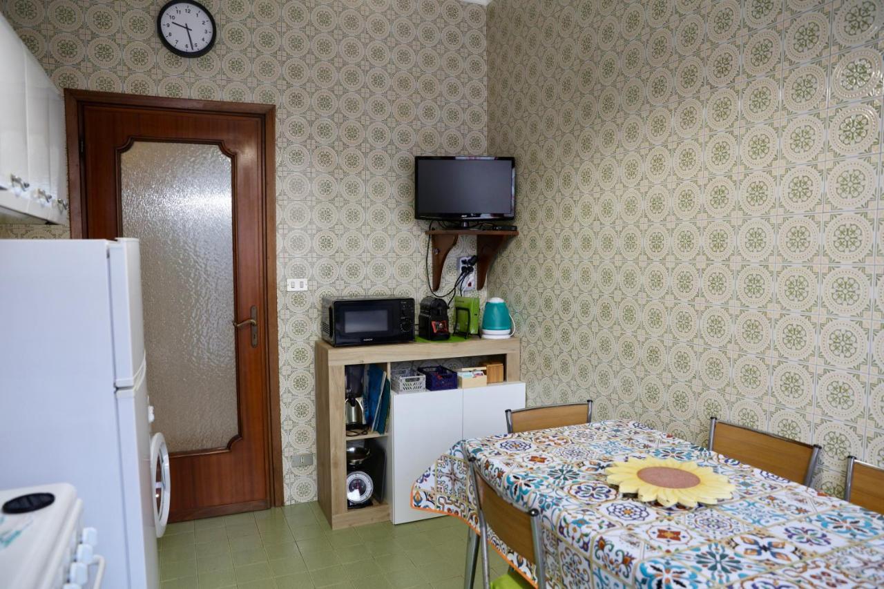 Ferienwohnung La Casa Dei Nonni - Ampio Trilocale Zona Lingotto Turin Exterior foto